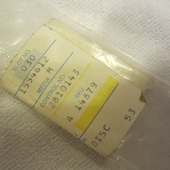 VTG 70'S GOLD TONE HAMMERED DISC CHOKER NECKLACE - Picture 5 of 5